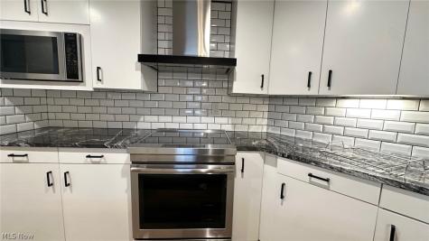 2337 W 11th Street Cleveland OH 44113