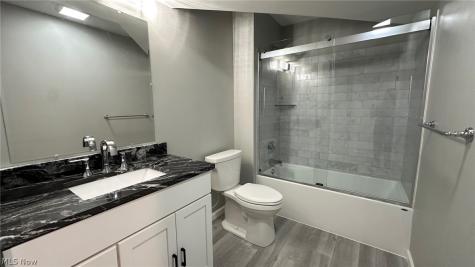 2337 W 11th Street Cleveland OH 44113