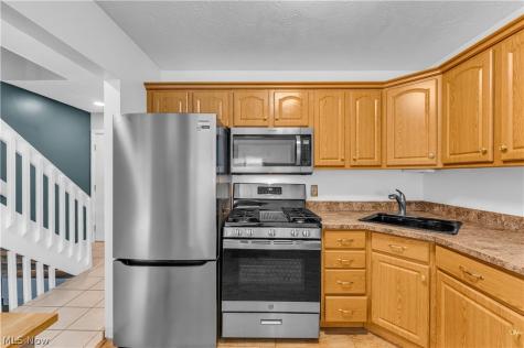 4215 Jennings Ridge Drive Cleveland OH 44109