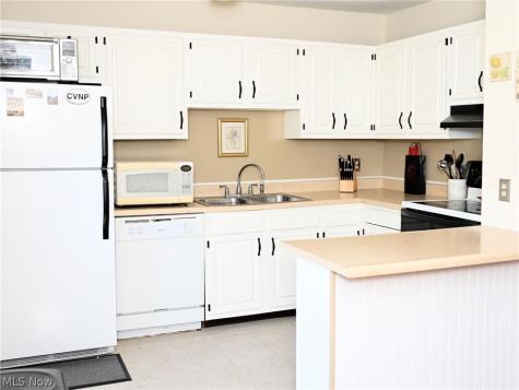 1259 Bailey Road Cuyahoga Falls OH 44221