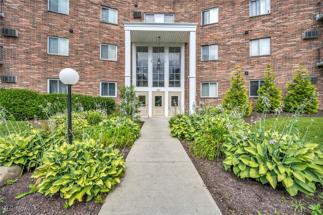 315 Solon Road Chagrin Falls OH 44022