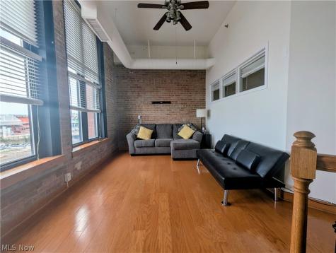 1133 W 9th Street Cleveland OH 44113