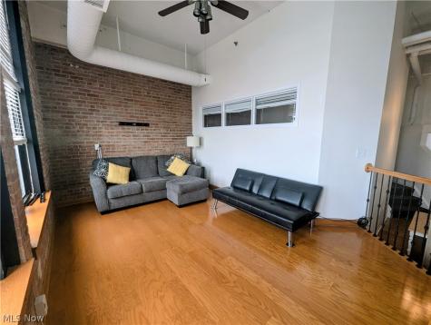 1133 W 9th Street Cleveland OH 44113