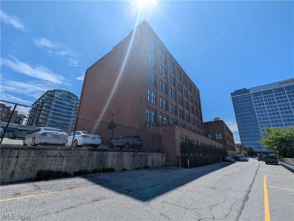 1133 W 9th Street Cleveland OH 44113