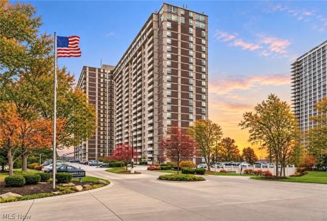 12900 Lake Avenue Lakewood OH 44107
