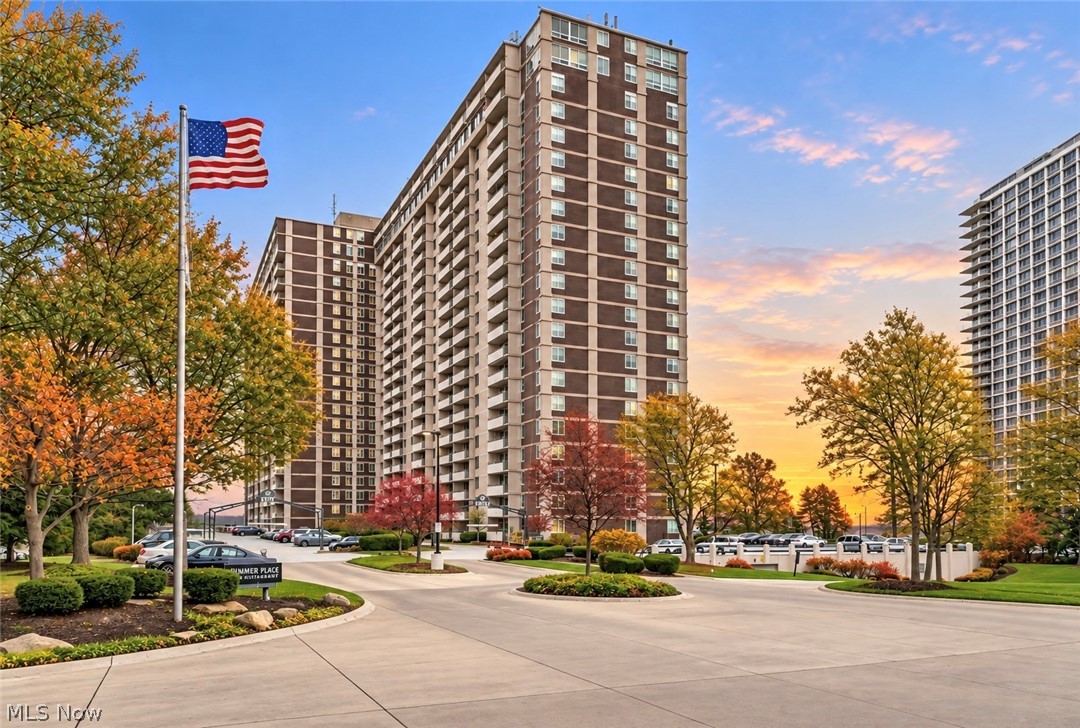 12900 Lake Avenue Lakewood OH 44107