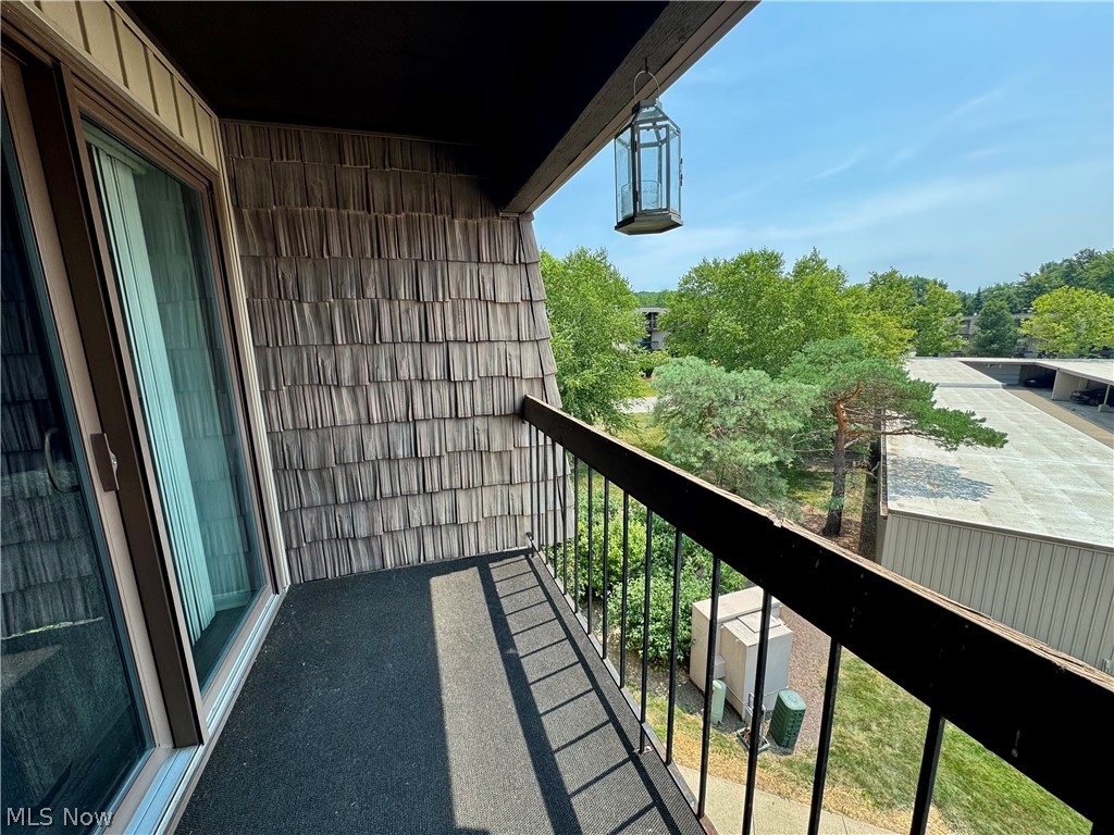9570 Cove Drive North Royalton OH 44133