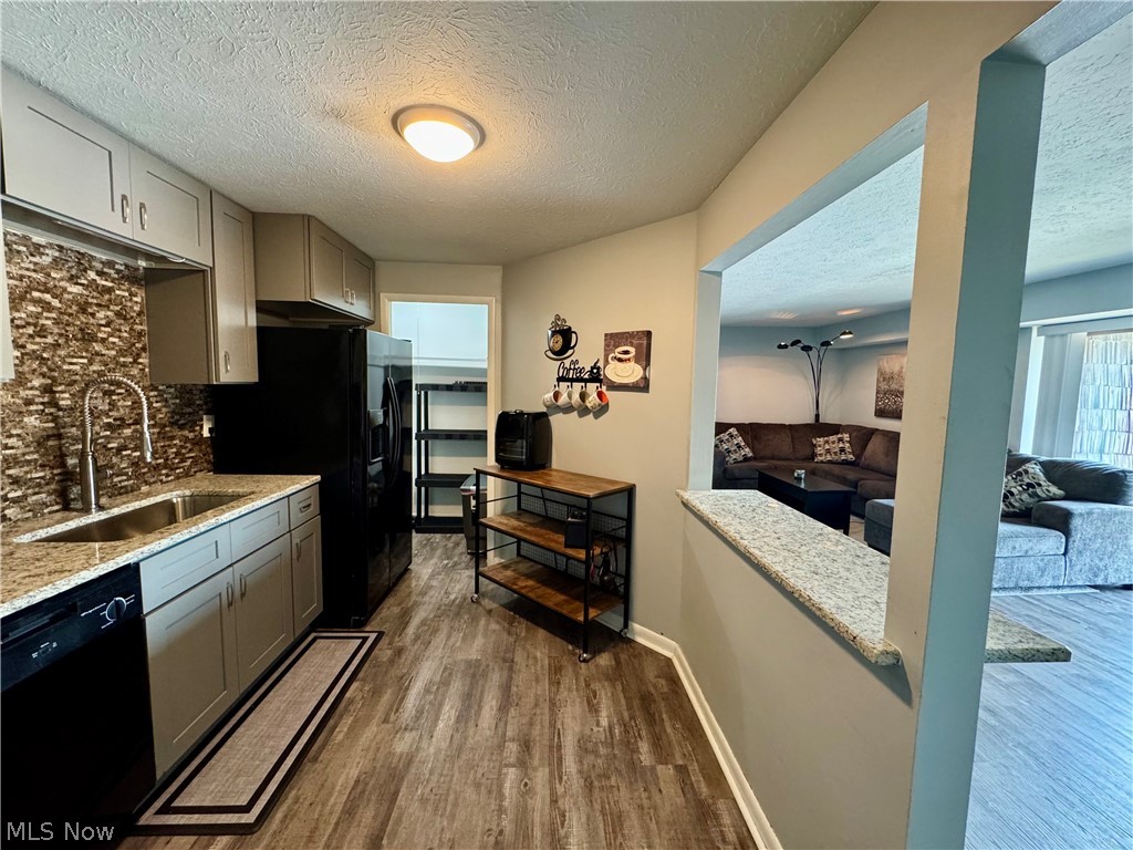 9570 Cove Drive North Royalton OH 44133