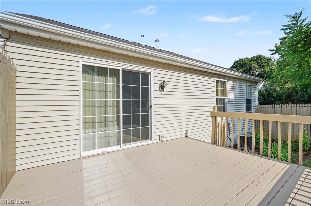 3196 Mariners Island Drive NW Canton OH 44708