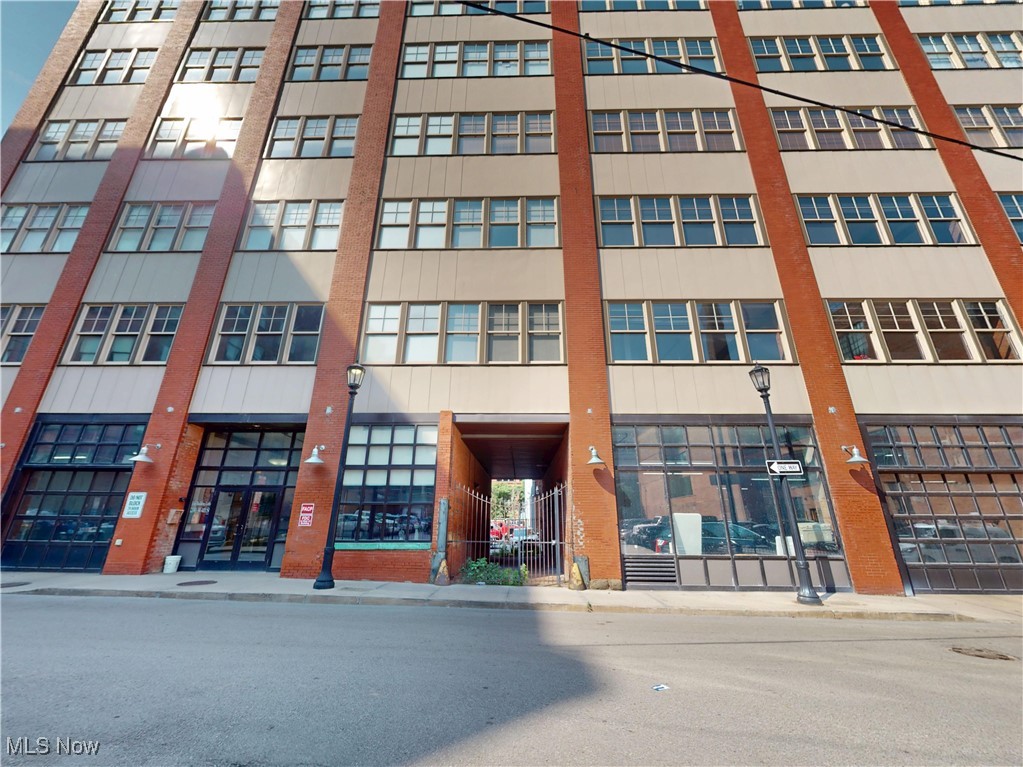 1260 W 4th Street Cleveland OH 44113