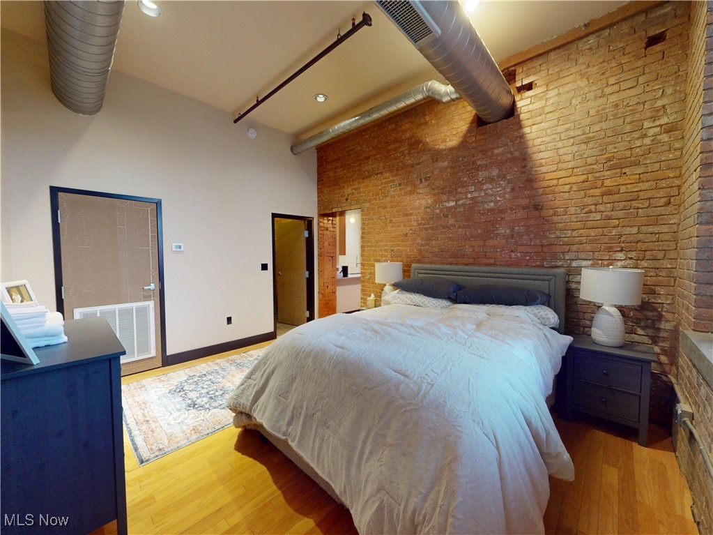 1260 W 4th Street Cleveland OH 44113