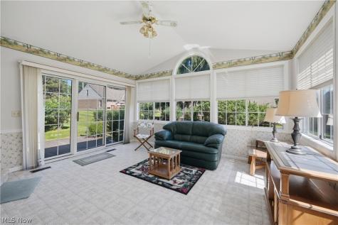 115 Denham Circle NE Canton OH 44721