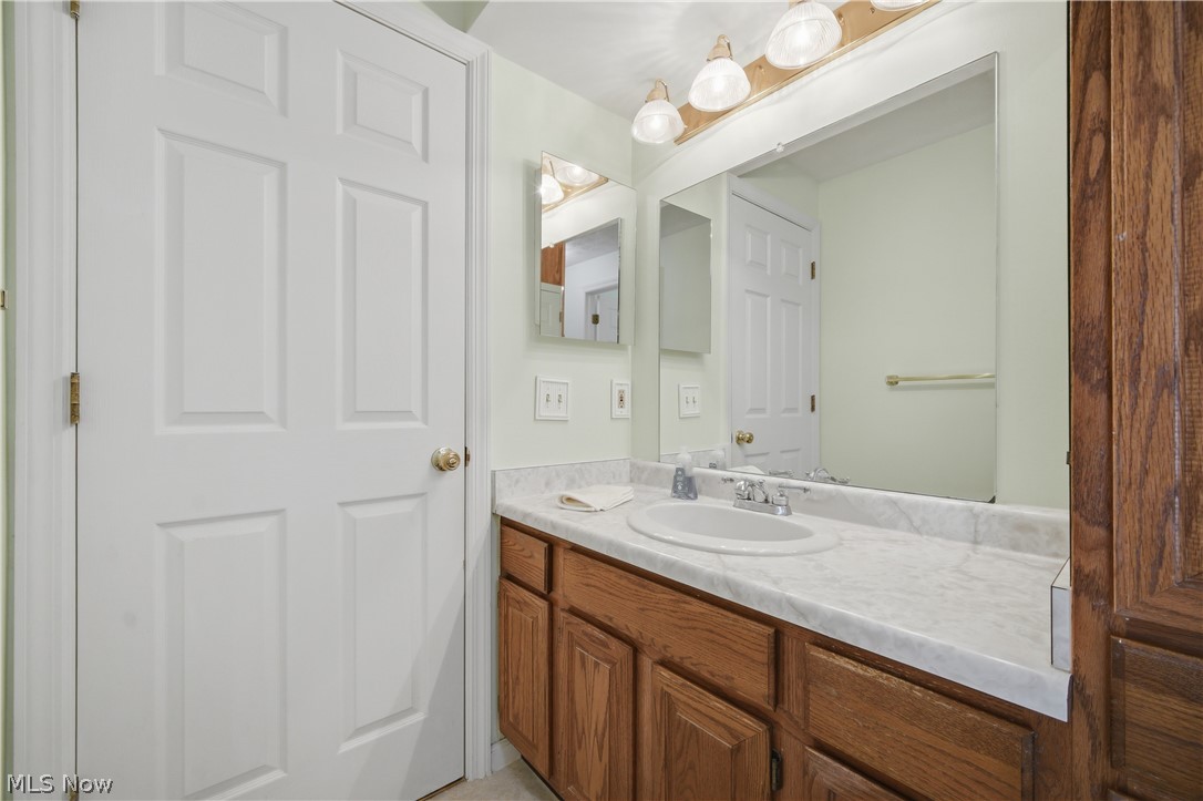 115 Denham Circle NE Canton OH 44721