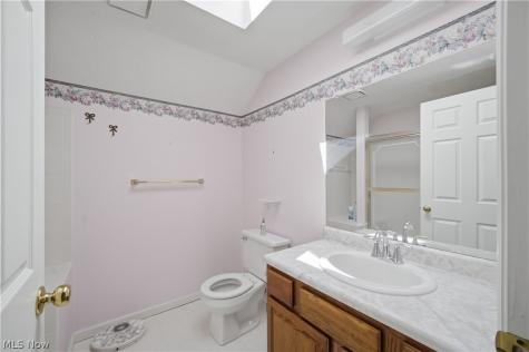115 Denham Circle NE Canton OH 44721