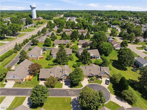 115 Denham Circle NE Canton OH 44721