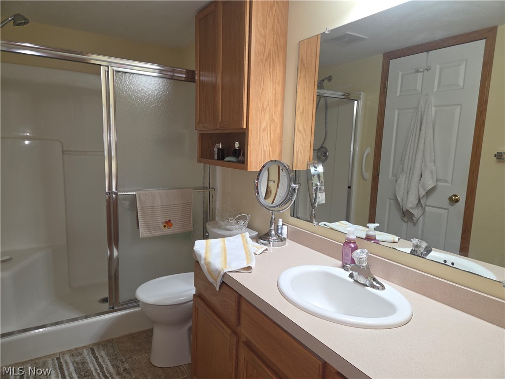 725 Coralberry Lane Madison OH 44057