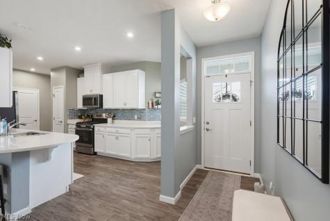 1626 Mud Brook Lane Akron OH 44313