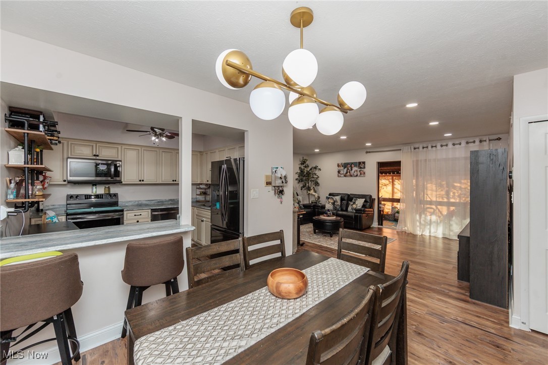 22958 Maple Ridge Road North Olmsted OH 44070