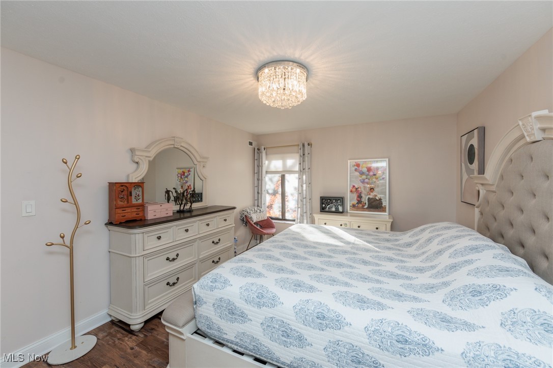 22958 Maple Ridge Road North Olmsted OH 44070