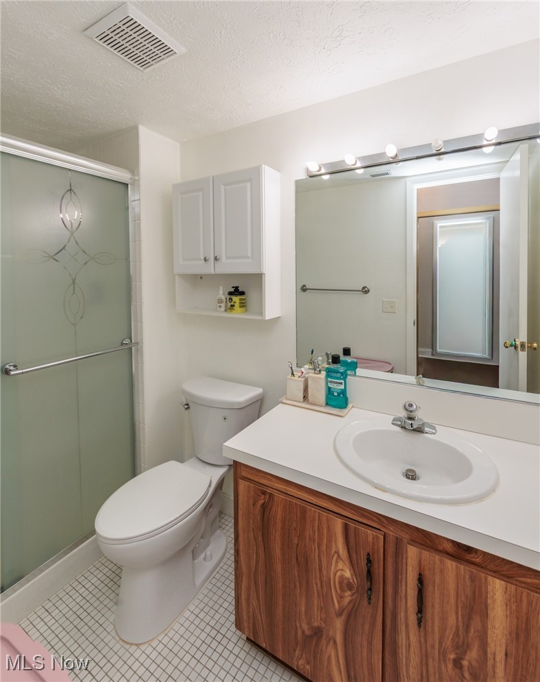 22958 Maple Ridge Road North Olmsted OH 44070