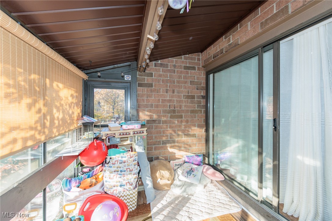 22958 Maple Ridge Road North Olmsted OH 44070