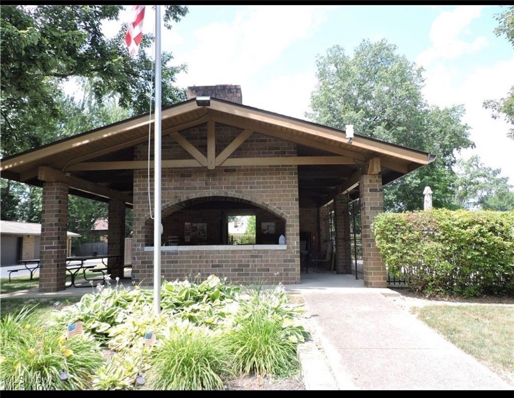 22958 Maple Ridge Road North Olmsted OH 44070