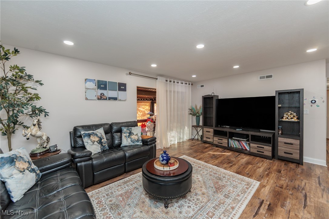 22958 Maple Ridge Road North Olmsted OH 44070