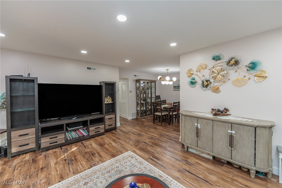 22958 Maple Ridge Road North Olmsted OH 44070