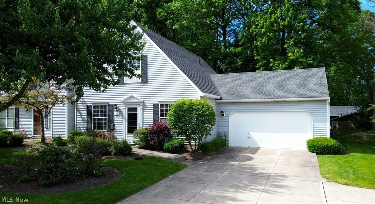 93 Dover Place Lane Northfield OH 44067