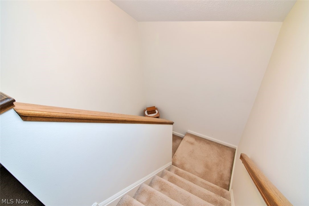 93 Dover Place Lane Northfield OH 44067
