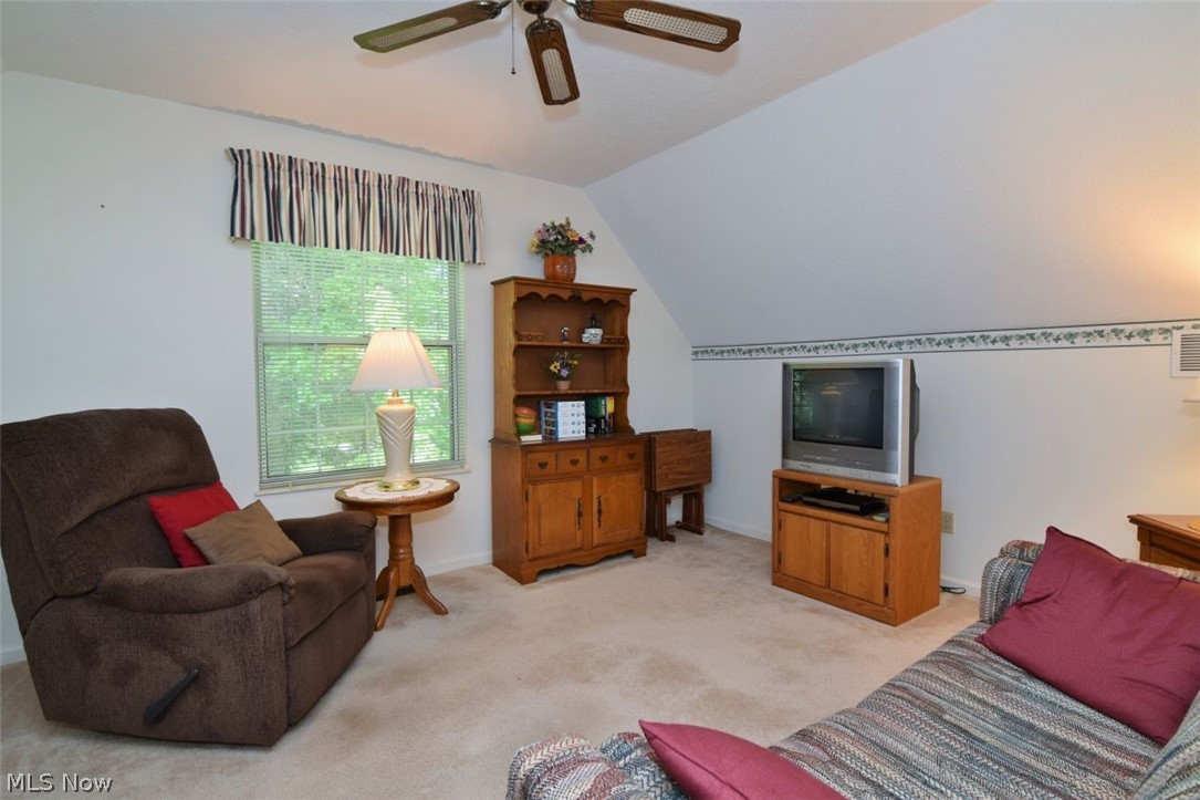 93 Dover Place Lane Northfield OH 44067
