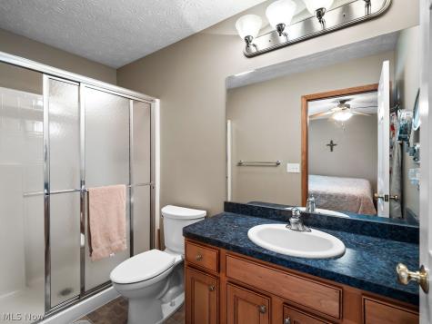 112 Newport Court Elyria OH 44035