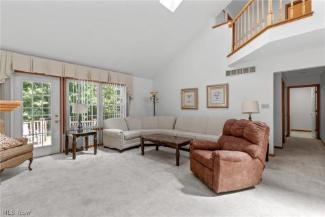 2235 Abbey Road Akron OH 44312