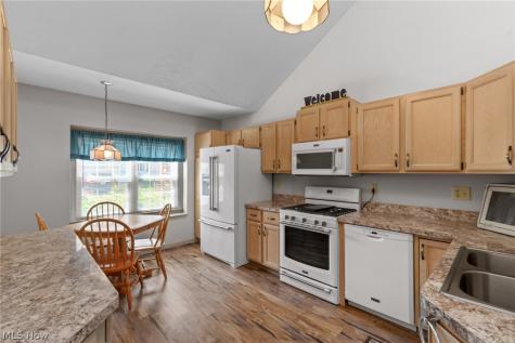2235 Abbey Road Akron OH 44312