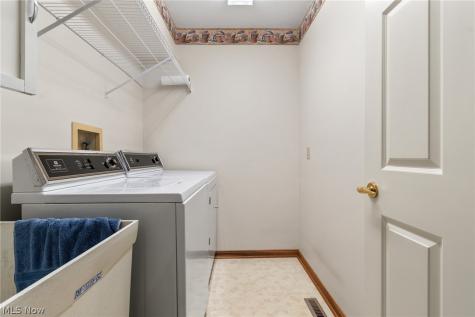 2235 Abbey Road Akron OH 44312