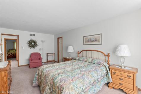 2235 Abbey Road Akron OH 44312