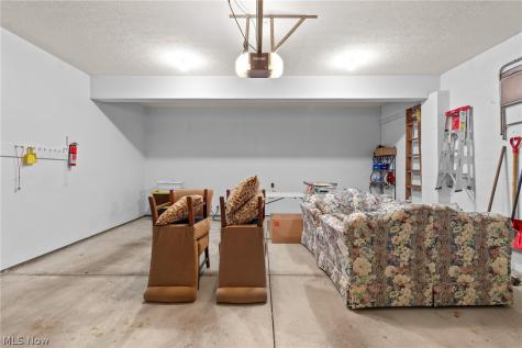 2235 Abbey Road Akron OH 44312