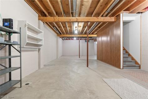 2235 Abbey Road Akron OH 44312