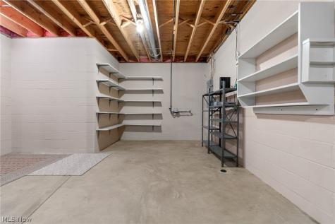 2235 Abbey Road Akron OH 44312