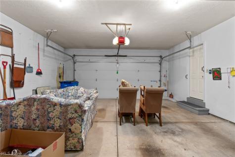 2235 Abbey Road Akron OH 44312