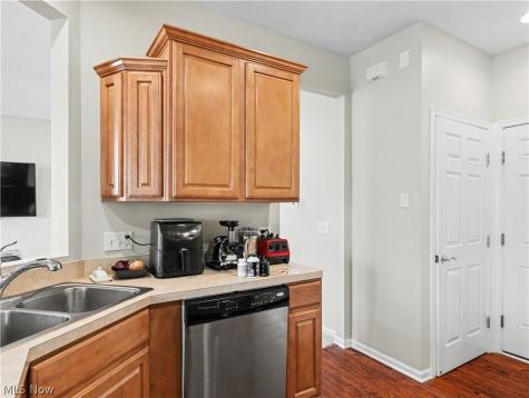 997 Croghan Way Copley OH 44321