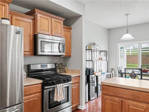 997 Croghan Way Copley OH 44321