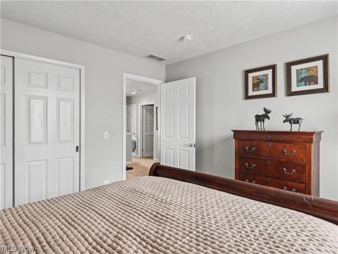 997 Croghan Way Copley OH 44321