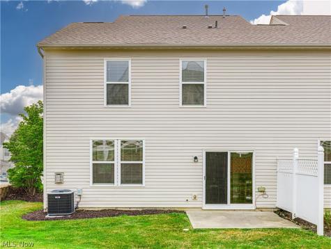 997 Croghan Way Copley OH 44321