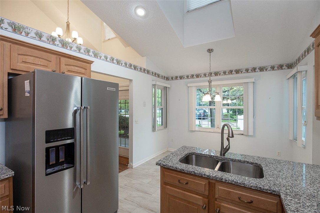 390 Vista Lane Aurora OH 44202