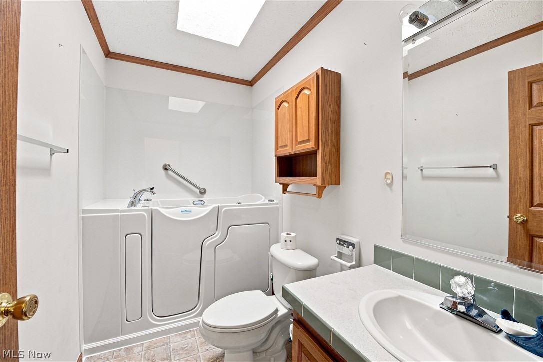 151 Orion Drive NW Dover OH 44622