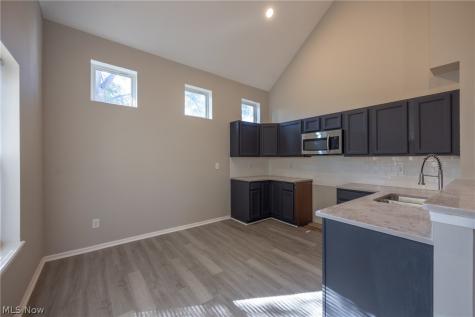 3718 Minster Court Cleveland OH 44105