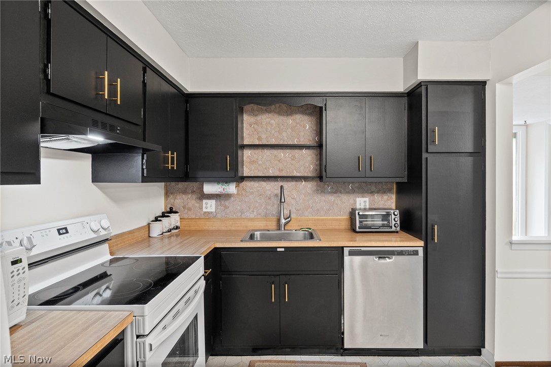 132 Kimrose Lane Broadview Heights OH 44147