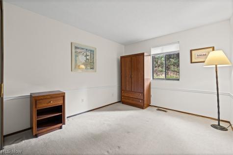 132 Kimrose Lane Broadview Heights OH 44147