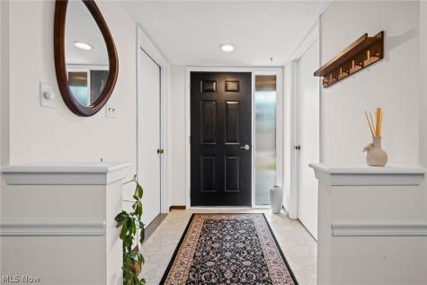 132 Kimrose Lane Broadview Heights OH 44147
